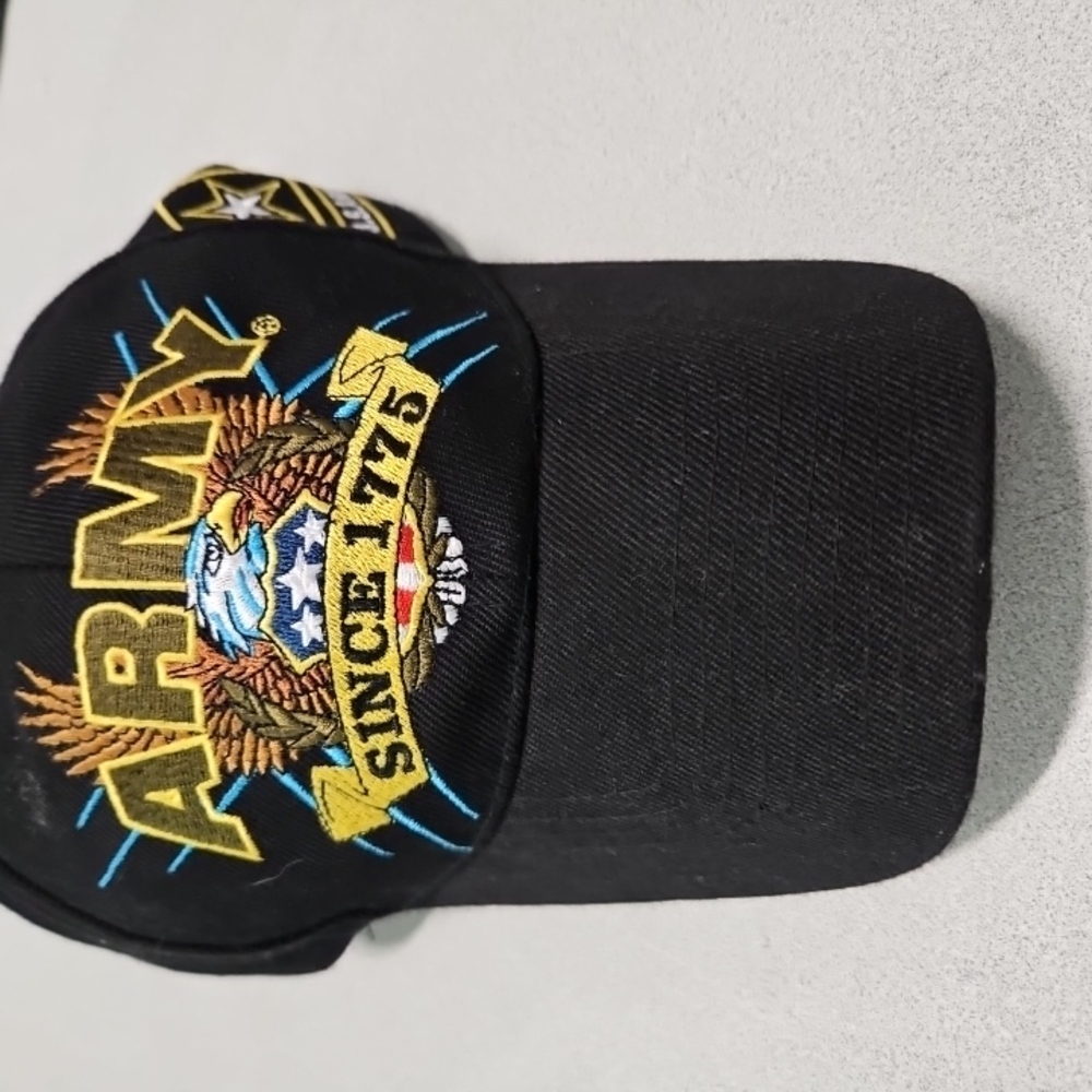 US Army VETERAN  Black Ball Cap Hat Strapback Embroidered Made In USA (A-44)